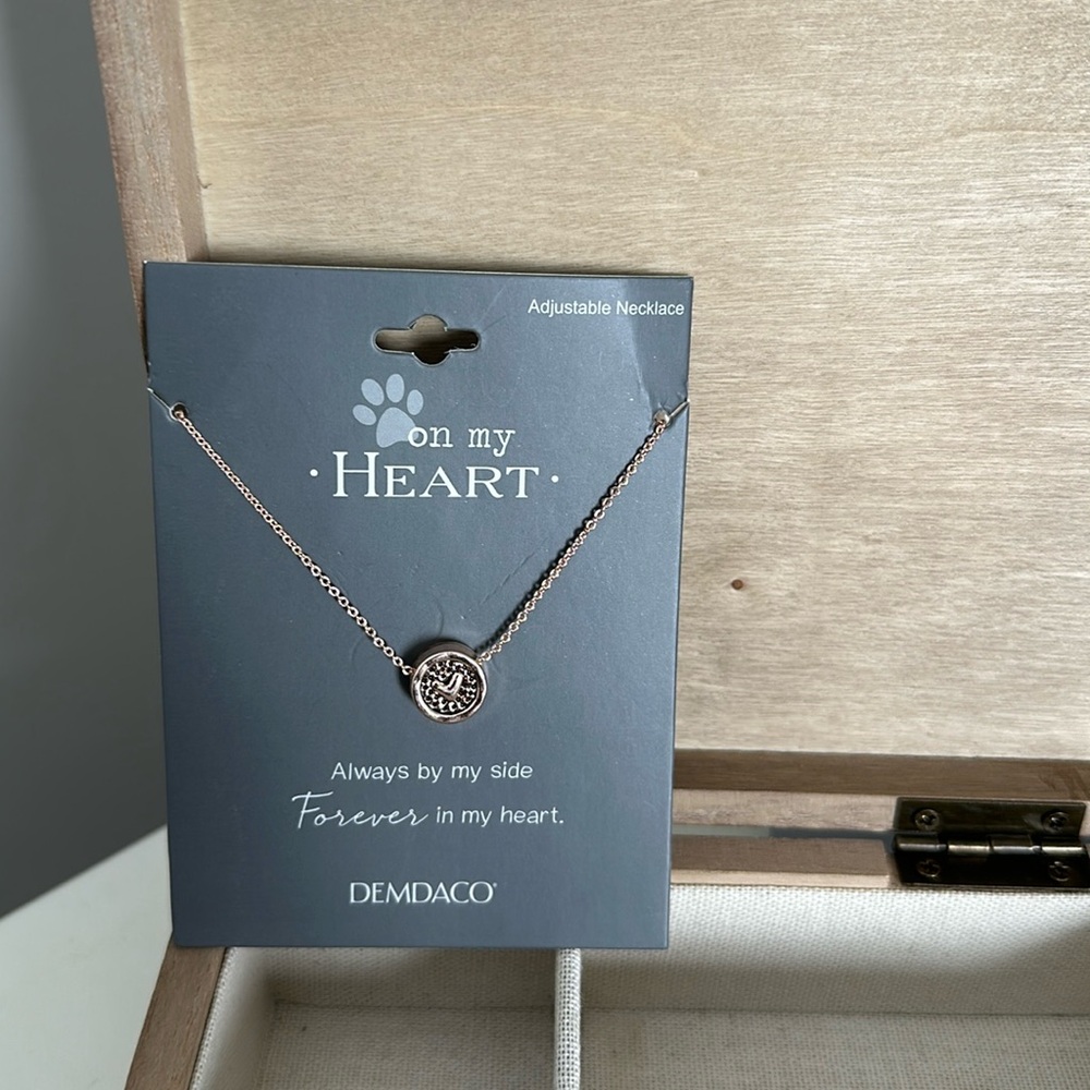 Demdaco rose gold 🐾 on my HEART adjustable necklace 🩷 16” + 2” extender